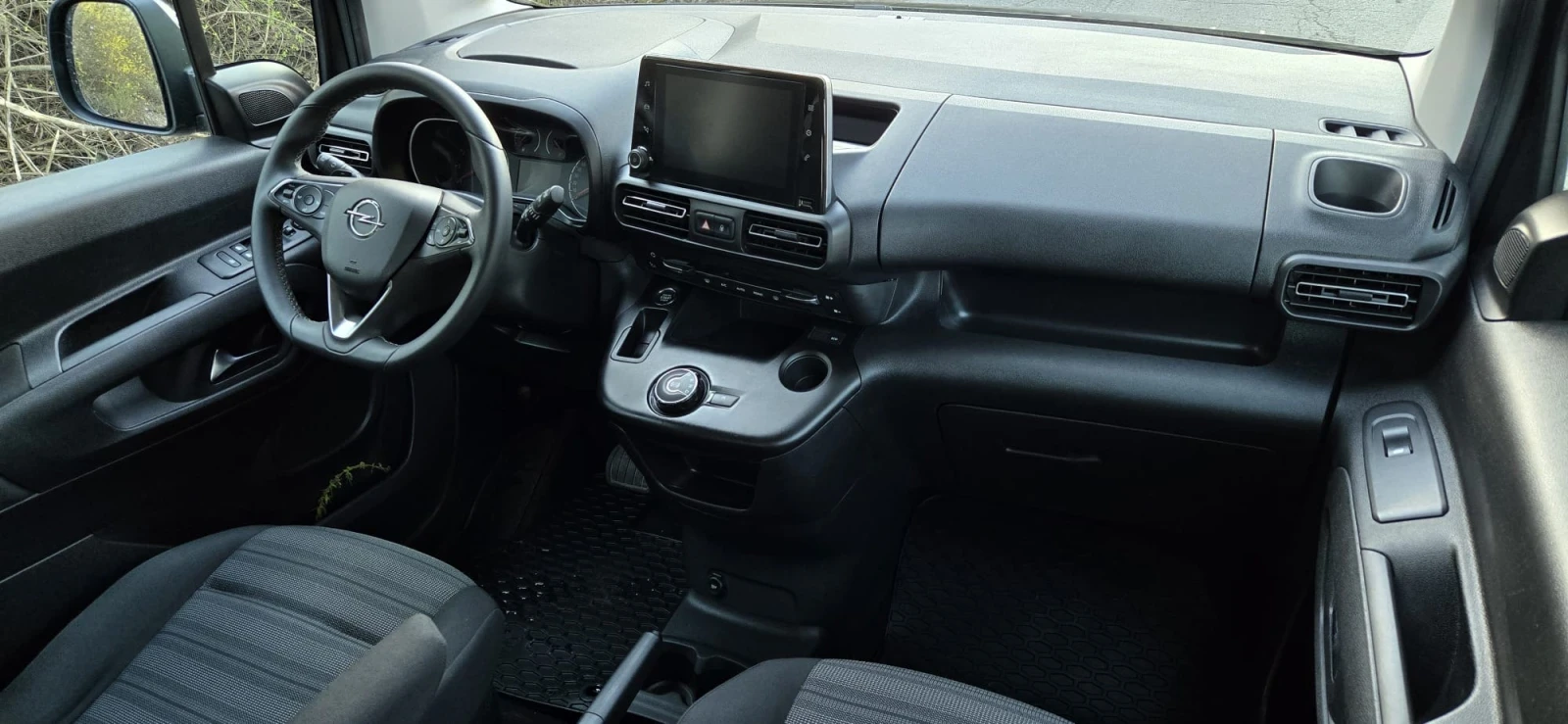 Opel Combo 1.5 HDI 7 Места, снимка 8 - Автомобили и джипове - 55430842