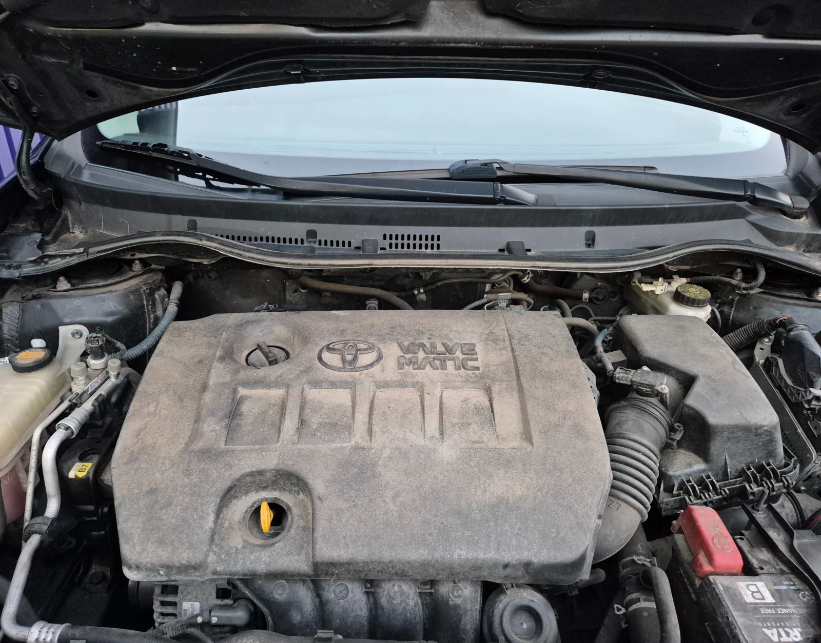 Toyota Auris 1.6i-нави-6speed-верига-japan, снимка 16 - Автомобили и джипове - 55676791