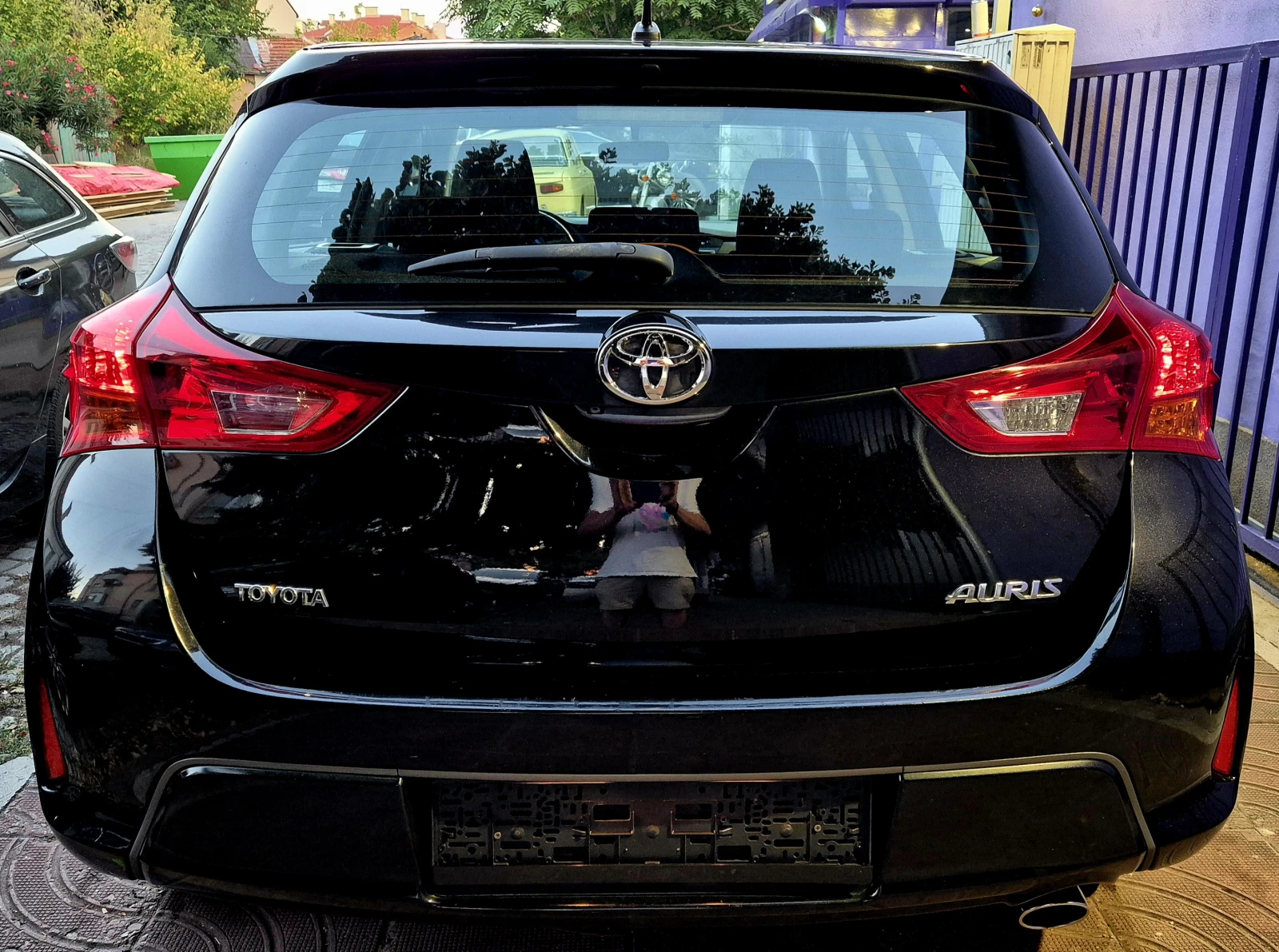 Toyota Auris 1.6i-нави-6speed-верига-japan, снимка 3 - Автомобили и джипове - 55676791