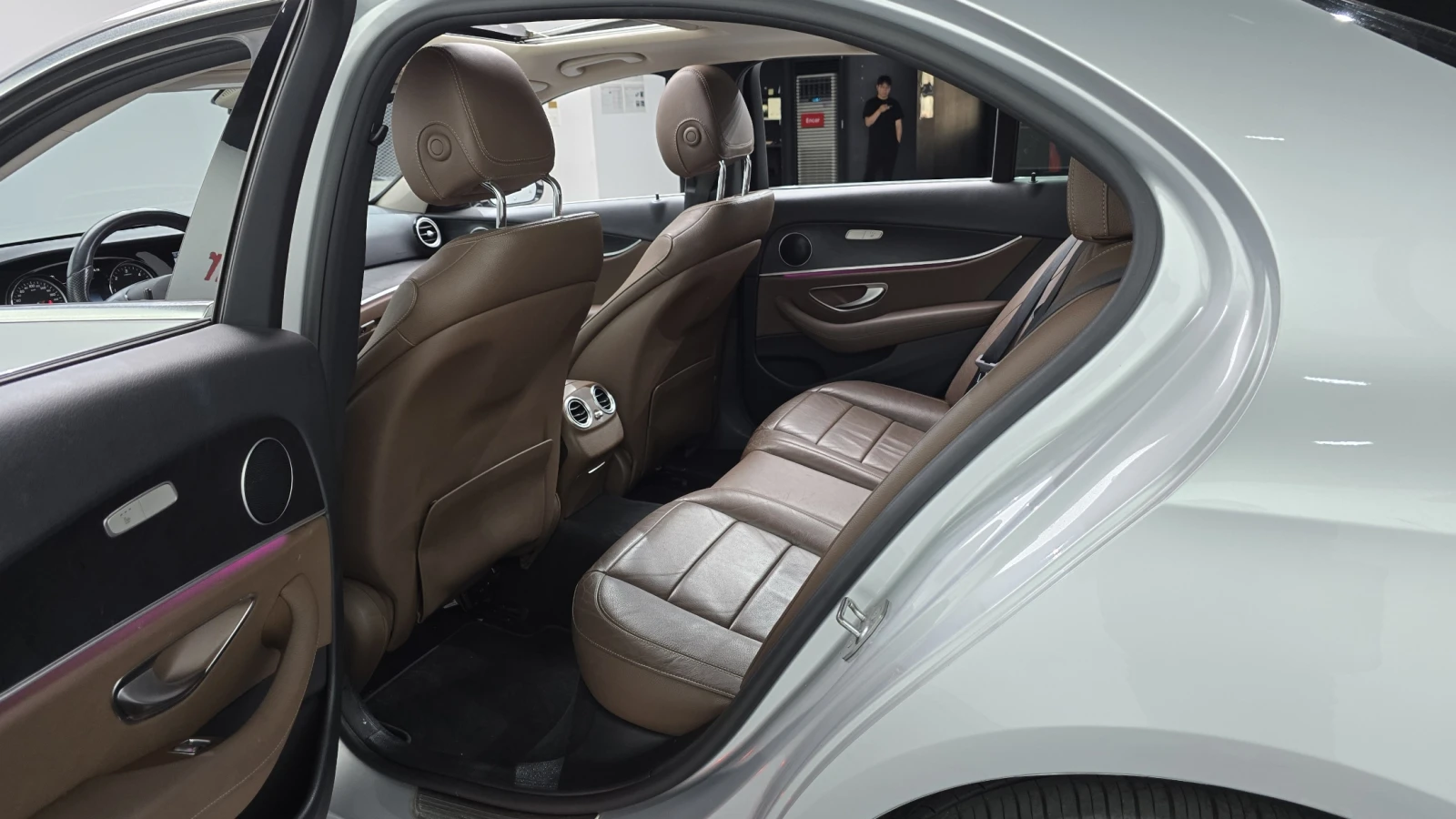 Mercedes-Benz E 220 Avantgarde autoprime.bg, снимка 10 - Автомобили и джипове - 56022130