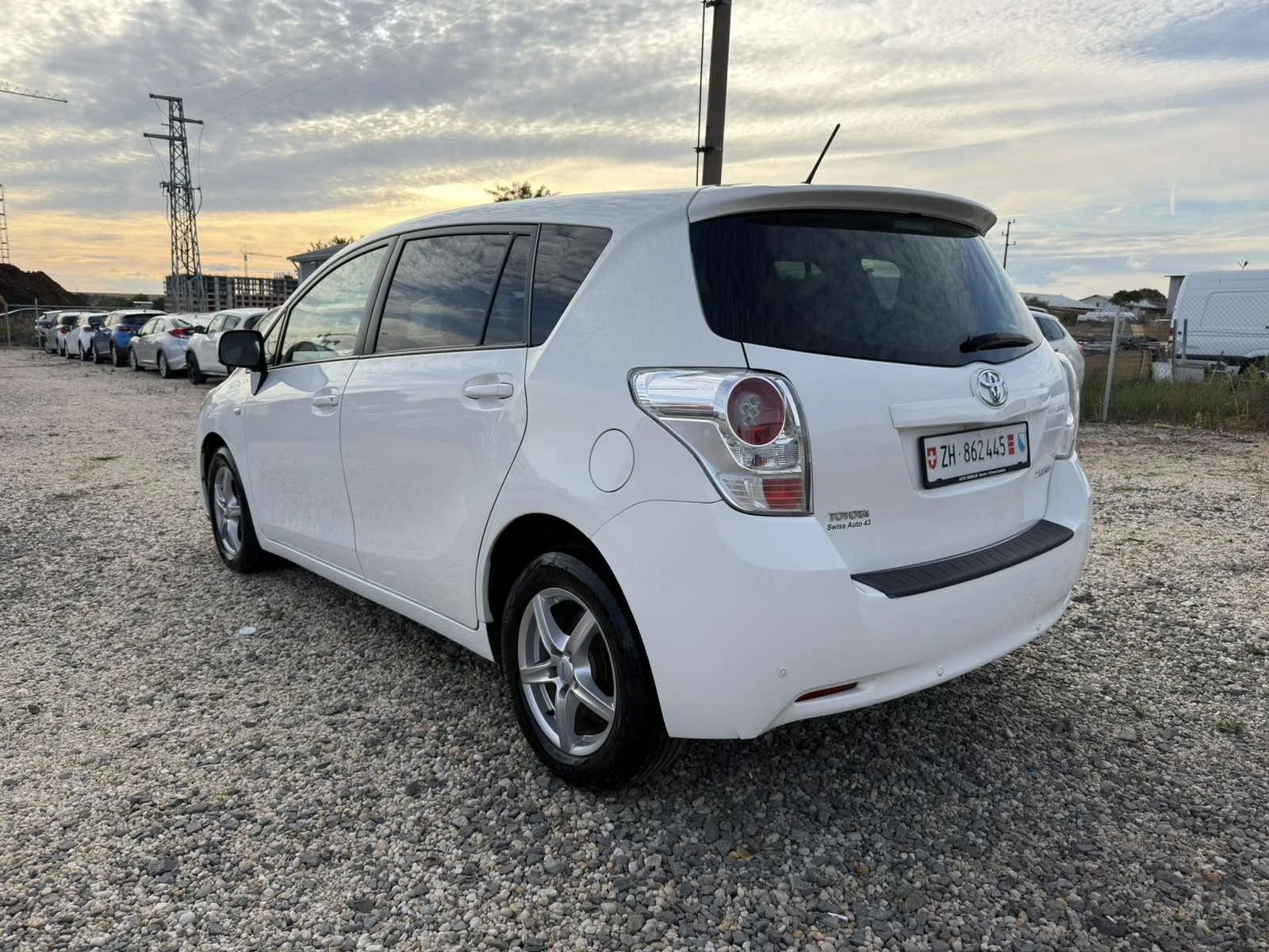 Toyota Verso 1.8i Automat | Mobile.bg � ����������� 6