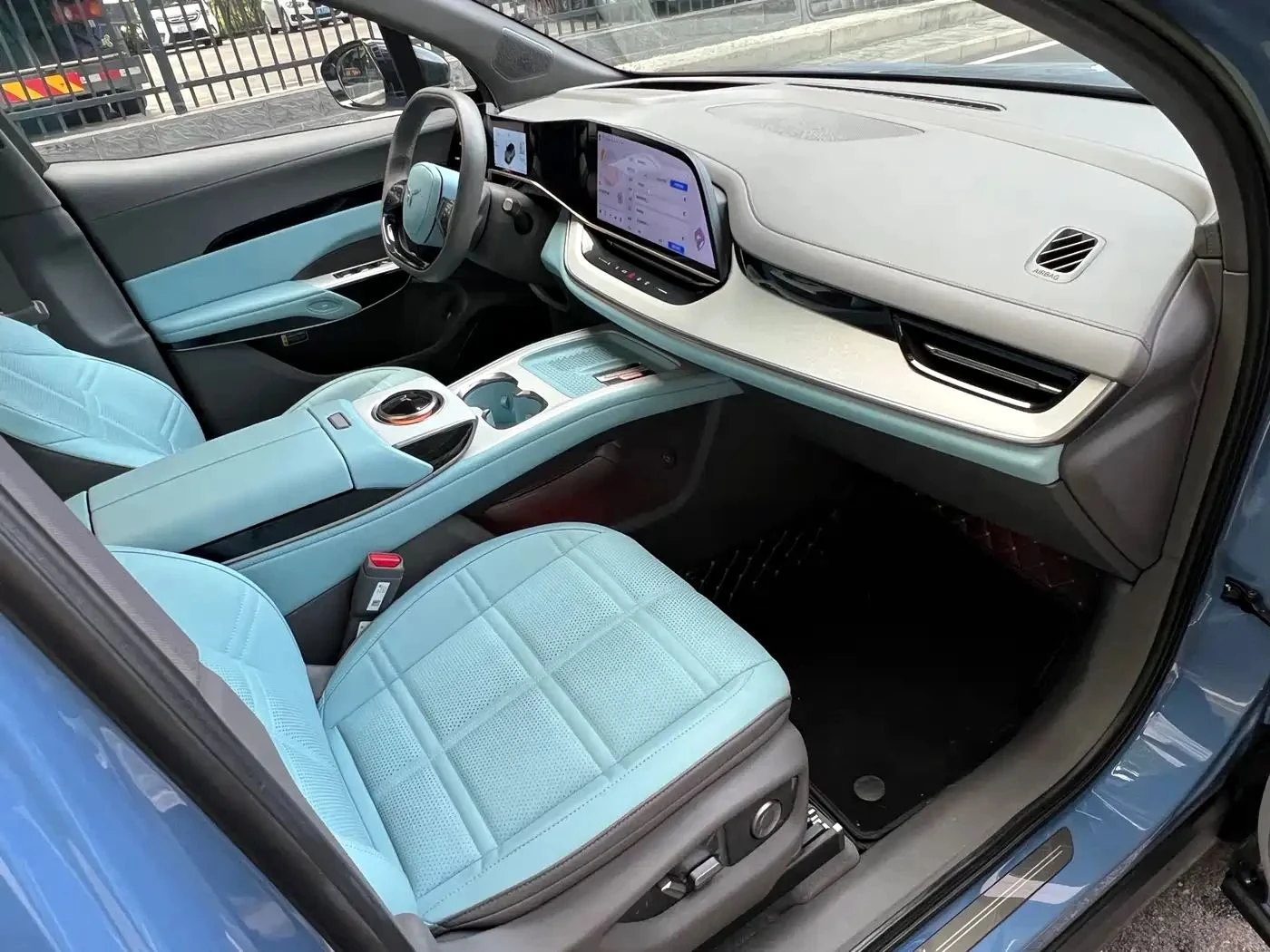 HongQi H9 | Mobile.bg � ����������� 13