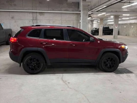 Jeep Cherokee * Trailhawk * CARFAX * БЕЗ ПЪРВОНАЧАЛНА ВНОСКА, снимка 3