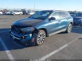  Mercedes-Benz GLA 25...