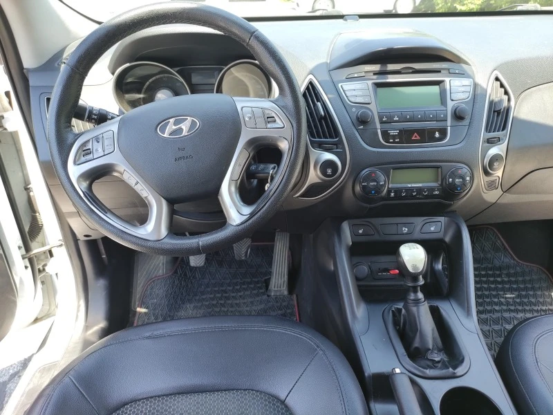 Hyundai IX35, снимка 7 - Автомобили и джипове - 47241638