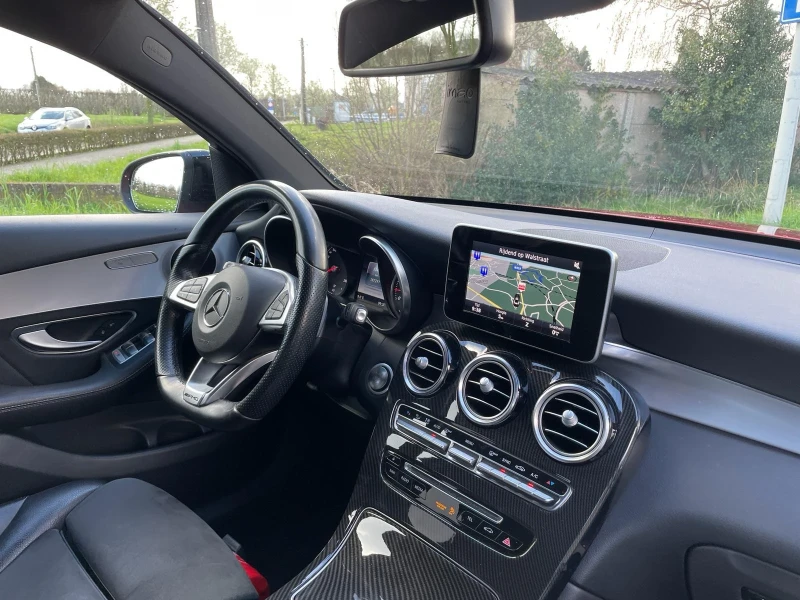 Mercedes-Benz GLC 220, снимка 6 - Автомобили и джипове - 47012860