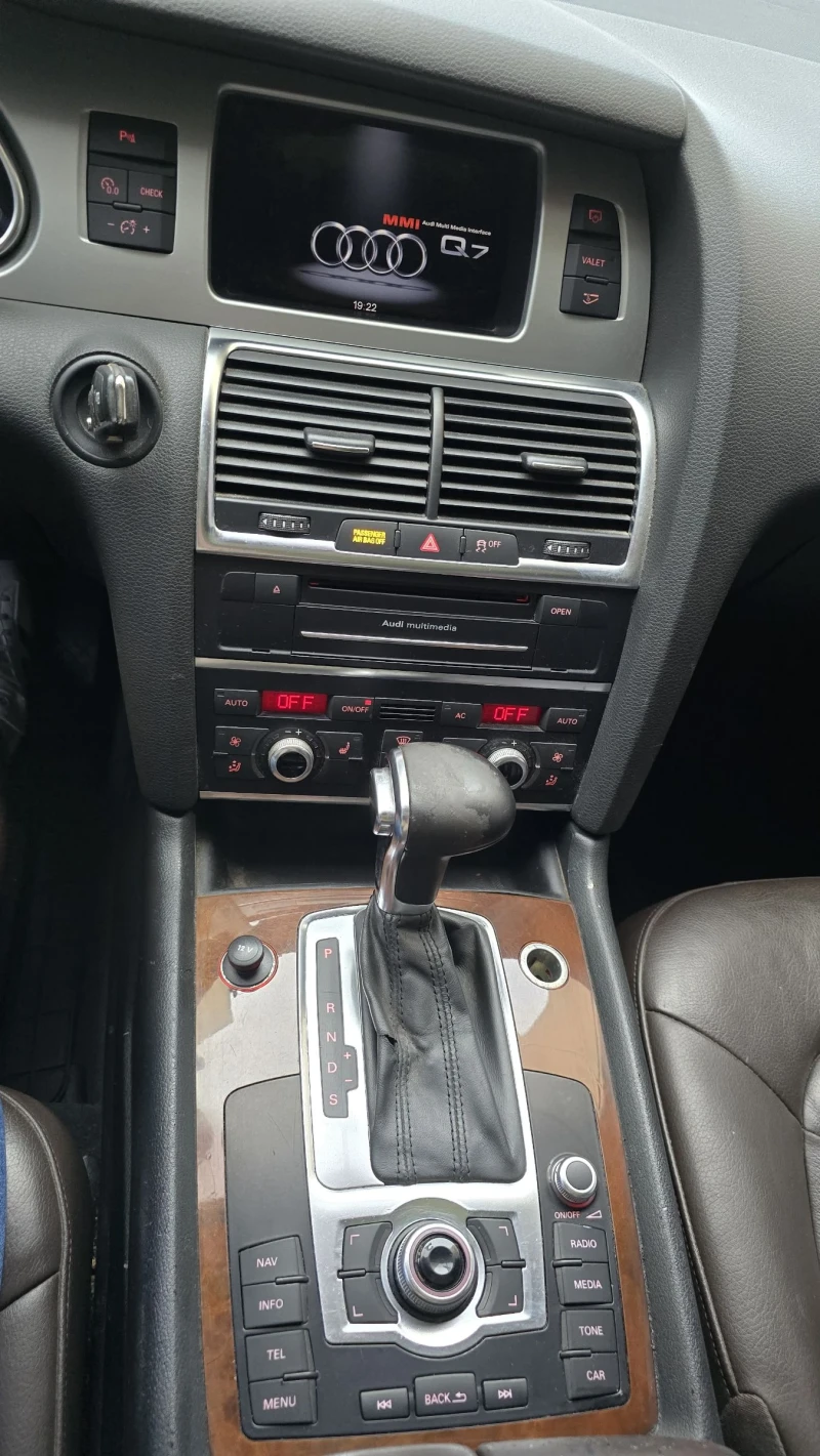 Audi Q7 Audi Q7 3.0 TFSI Premium PLUS ! Лизинг., снимка 9 - Автомобили и джипове - 52502195