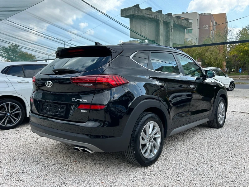 Hyundai Tucson, снимка 6 - Автомобили и джипове - 52076898