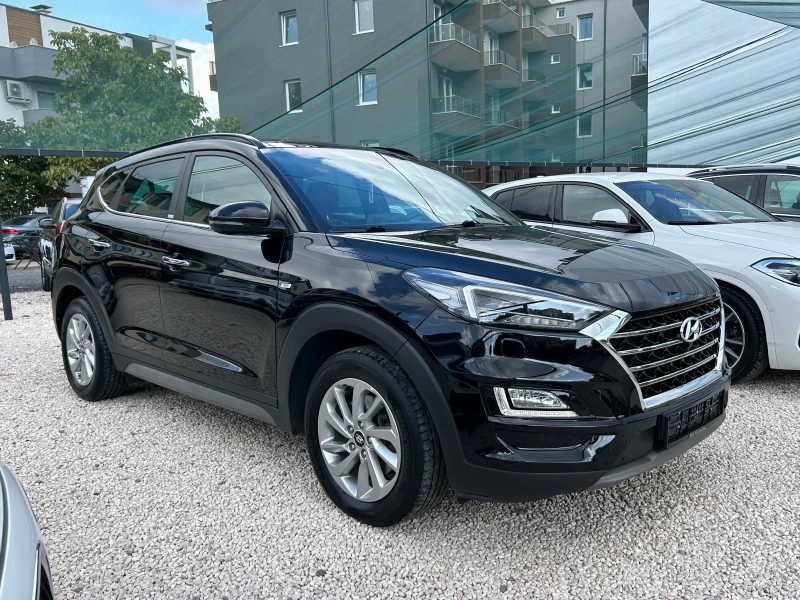 Hyundai Tucson, снимка 3 - Автомобили и джипове - 52076898