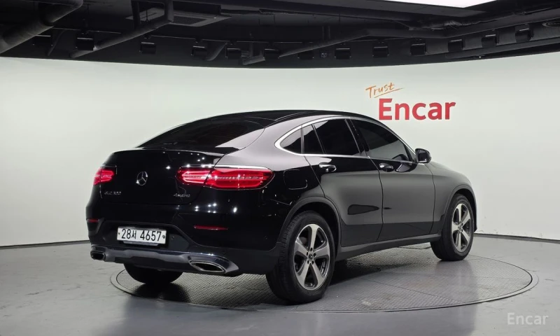 Mercedes-Benz GLC 300, снимка 2 - Автомобили и джипове - 52900133