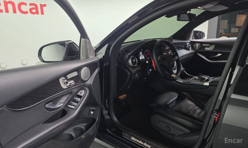 Mercedes-Benz GLC 300, снимка 10 - Автомобили и джипове - 52900133