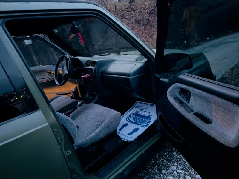 Suzuki Vitara 2.0 v6, снимка 7 - Автомобили и джипове - 53089241