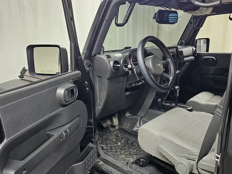 Jeep Wrangler (Jk) 2.8 Diesel Rubicon 4-Door, снимка 10 - Автомобили и джипове - 55264141