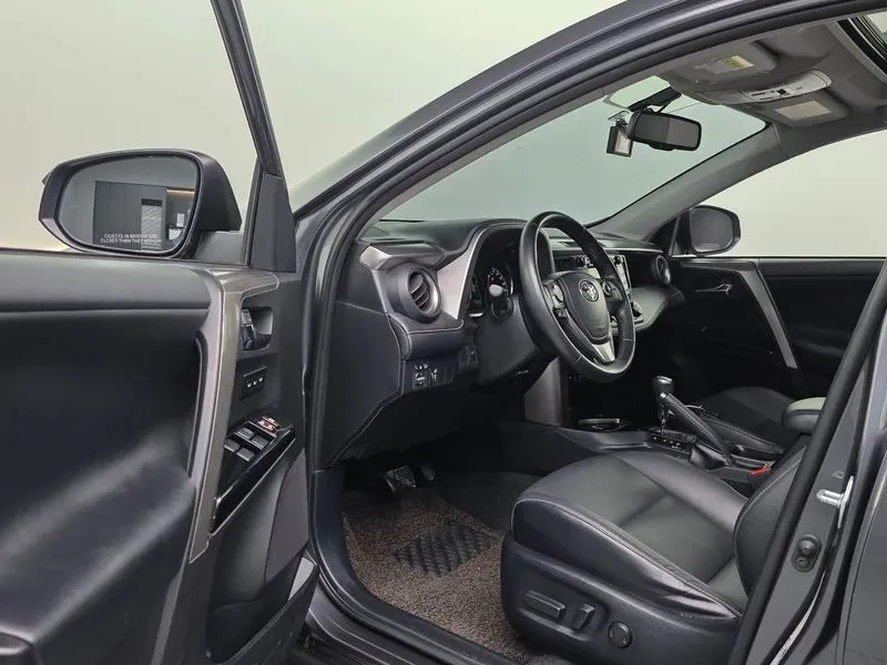 Toyota Rav4 2.5 4Wd Hybrid , снимка 10 - Автомобили и джипове - 56131003