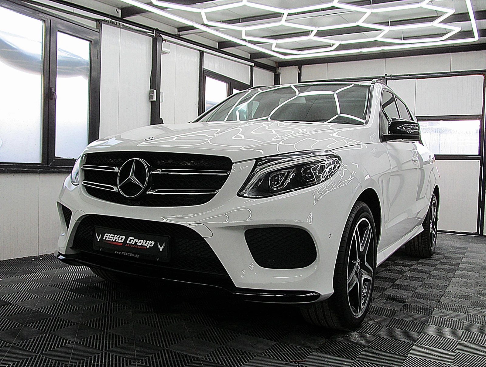 Mercedes-Benz GLE 350 PANORAMA/AMG-line/9gt/PODGREV/СОБСТВЕН ЛИЗИНГ, снимка 1