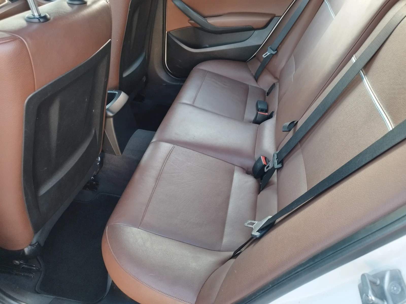 BMW X1 2.0 D Xdrive, Панорама  - изображение 7