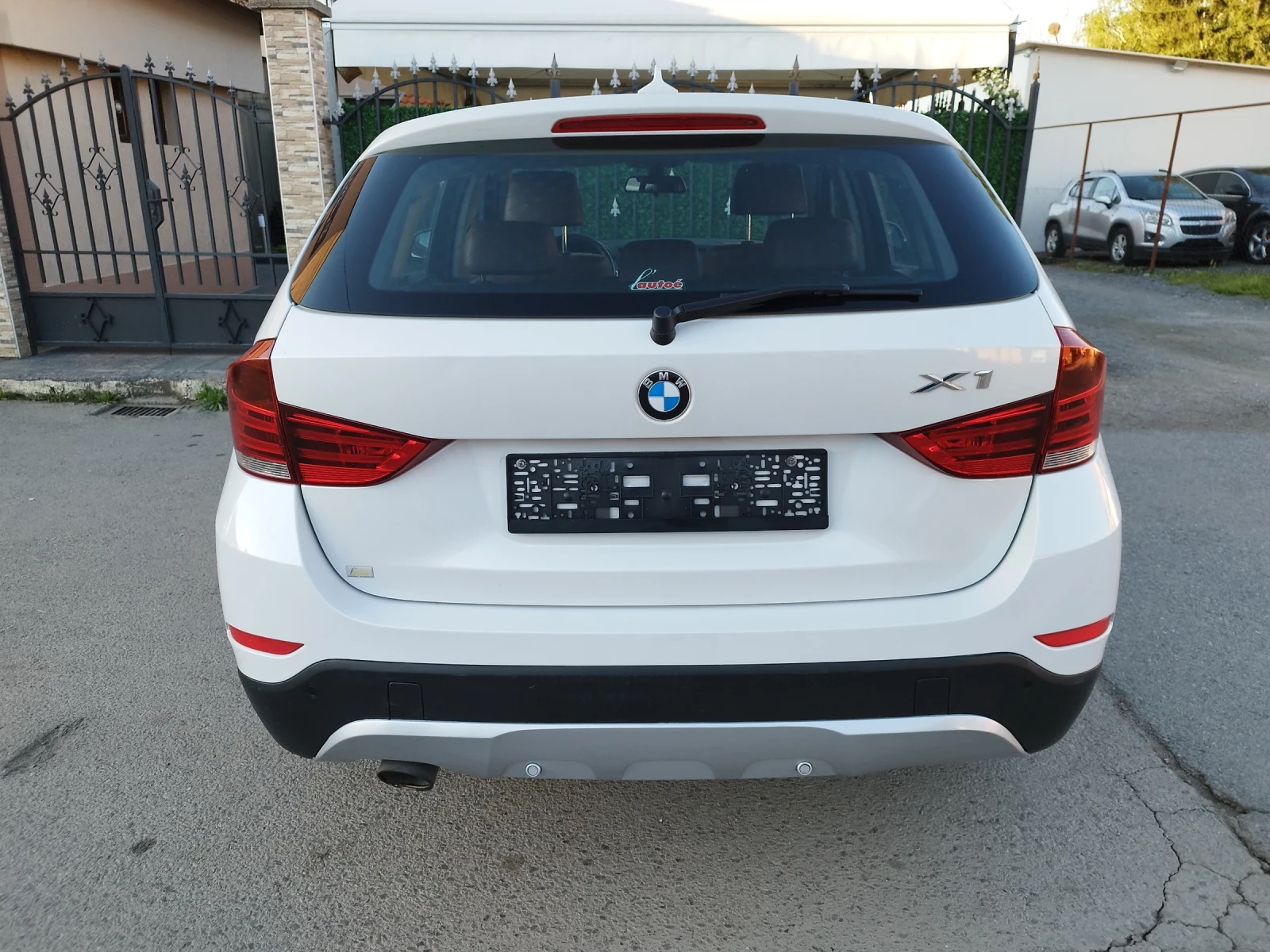 BMW X1 2.0 D Xdrive, Панорама  - изображение 5