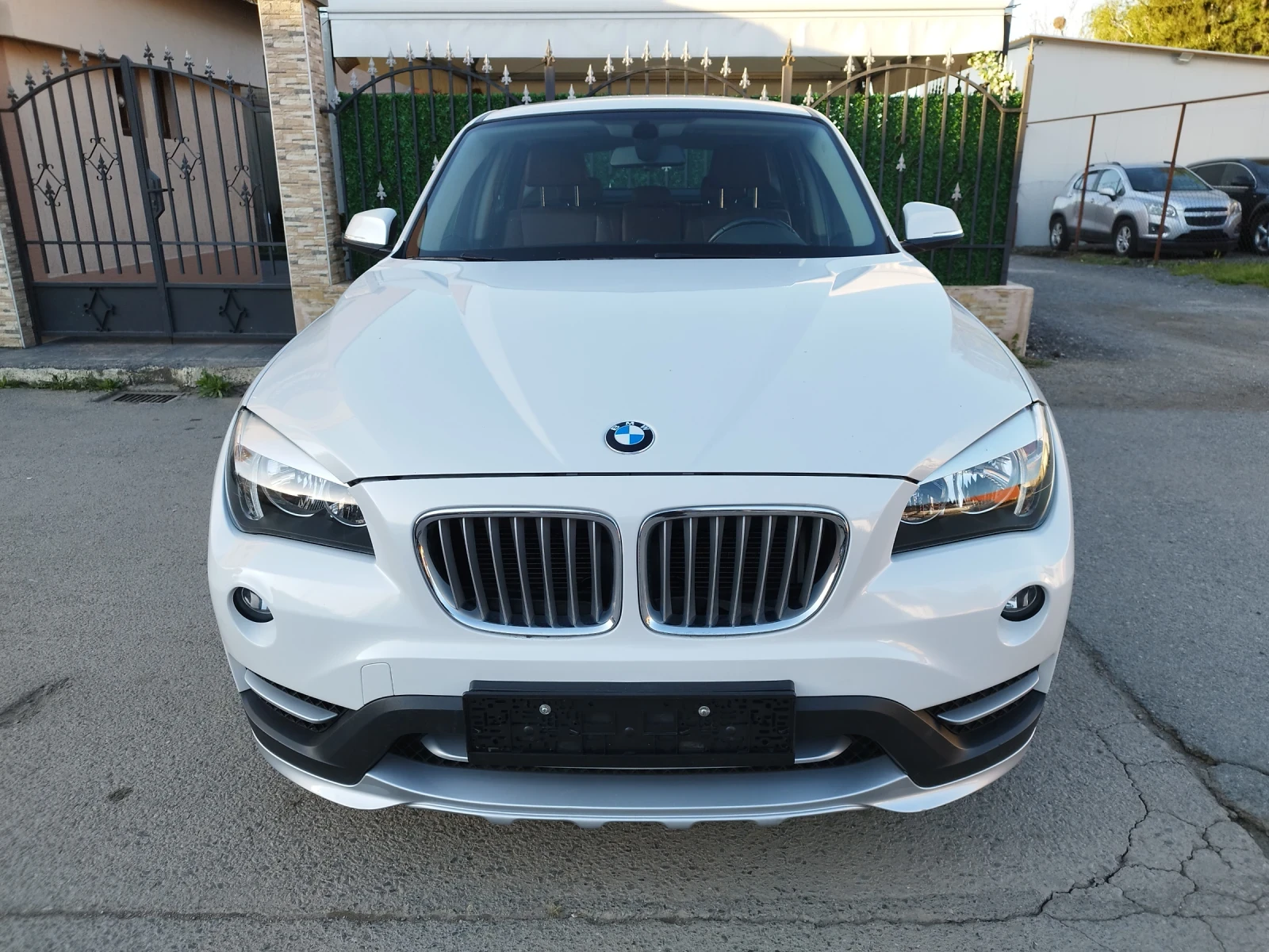 BMW X1 2.0 D Xdrive, Панорама  - изображение 2