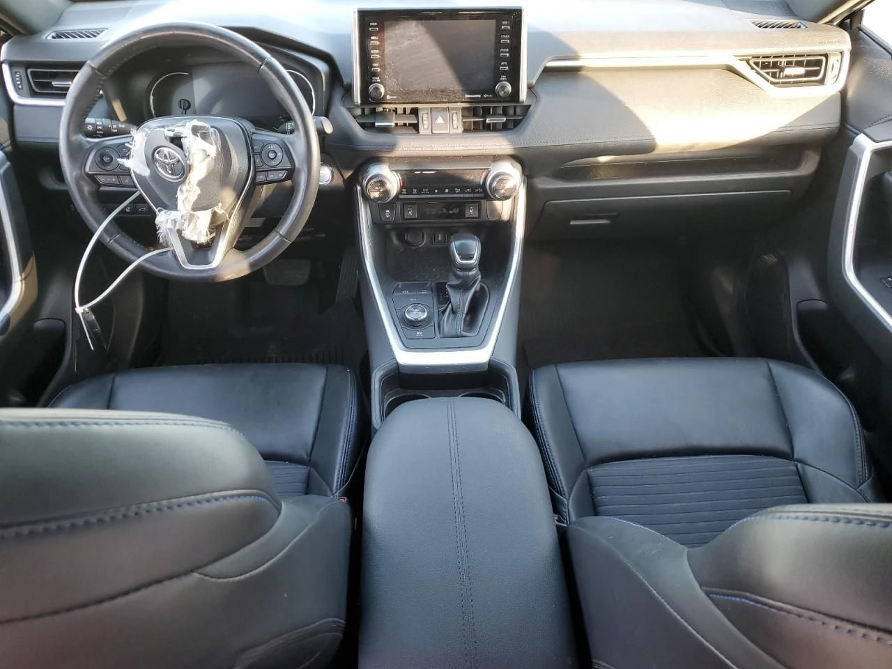 Toyota Rav4  - изображение 8