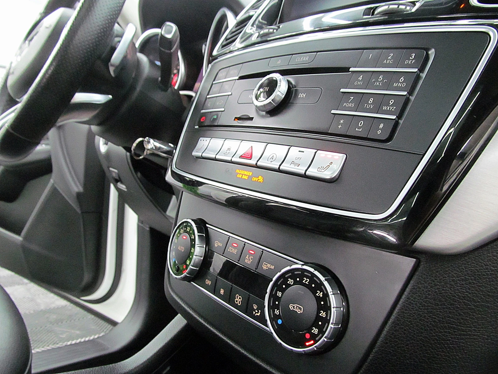 Mercedes-Benz GLE 350 PANORAMA/AMG-line/9gt/PODGREV/�������� ������ | Mobile.bg � ����������� 16