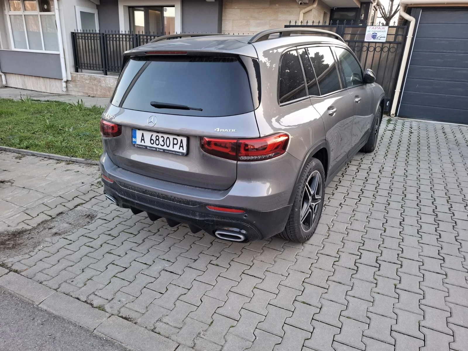 Mercedes-Benz GLB 250, снимка 2 - Автомобили и джипове - 54720108