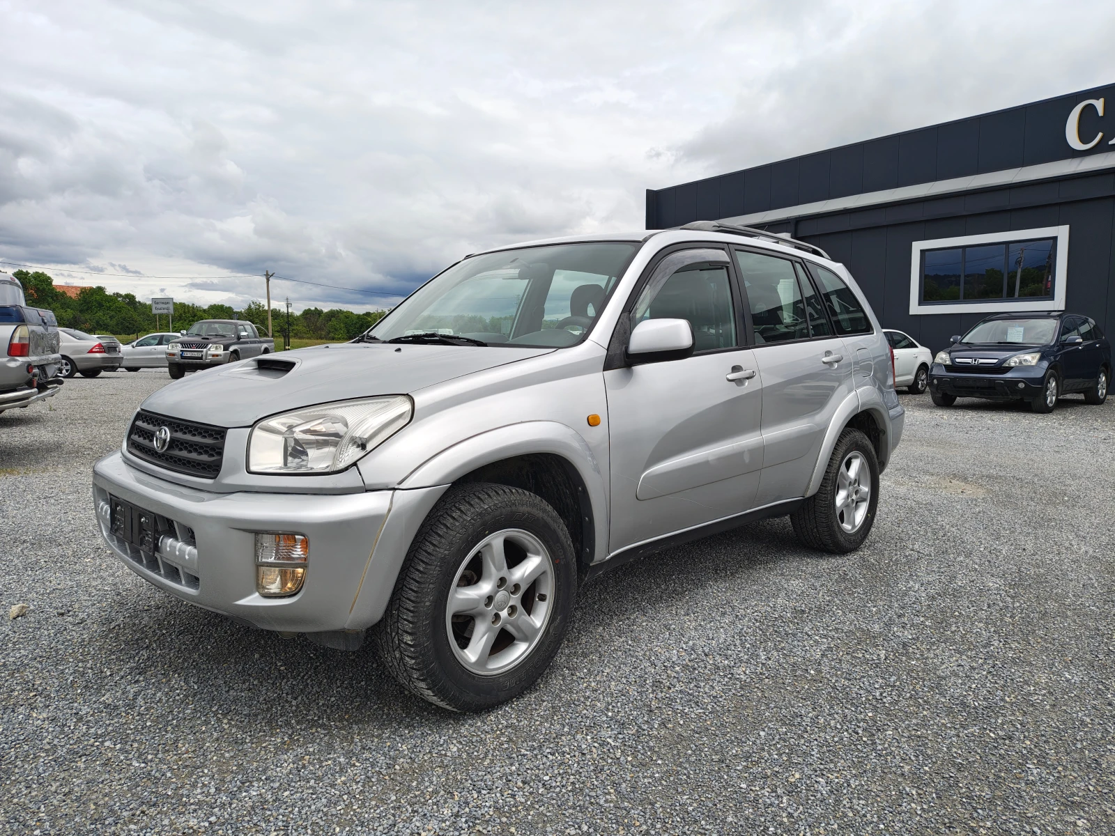 Toyota Rav4 2.0 D4D, снимка 8 - Автомобили и джипове - 54880248