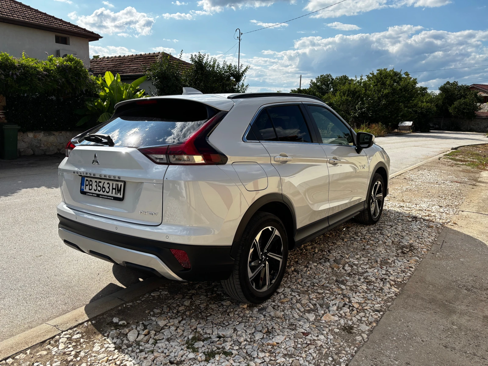Mitsubishi Eclipse Cross PHEV Instyle (4x4), снимка 9 - Автомобили и джипове - 55409636