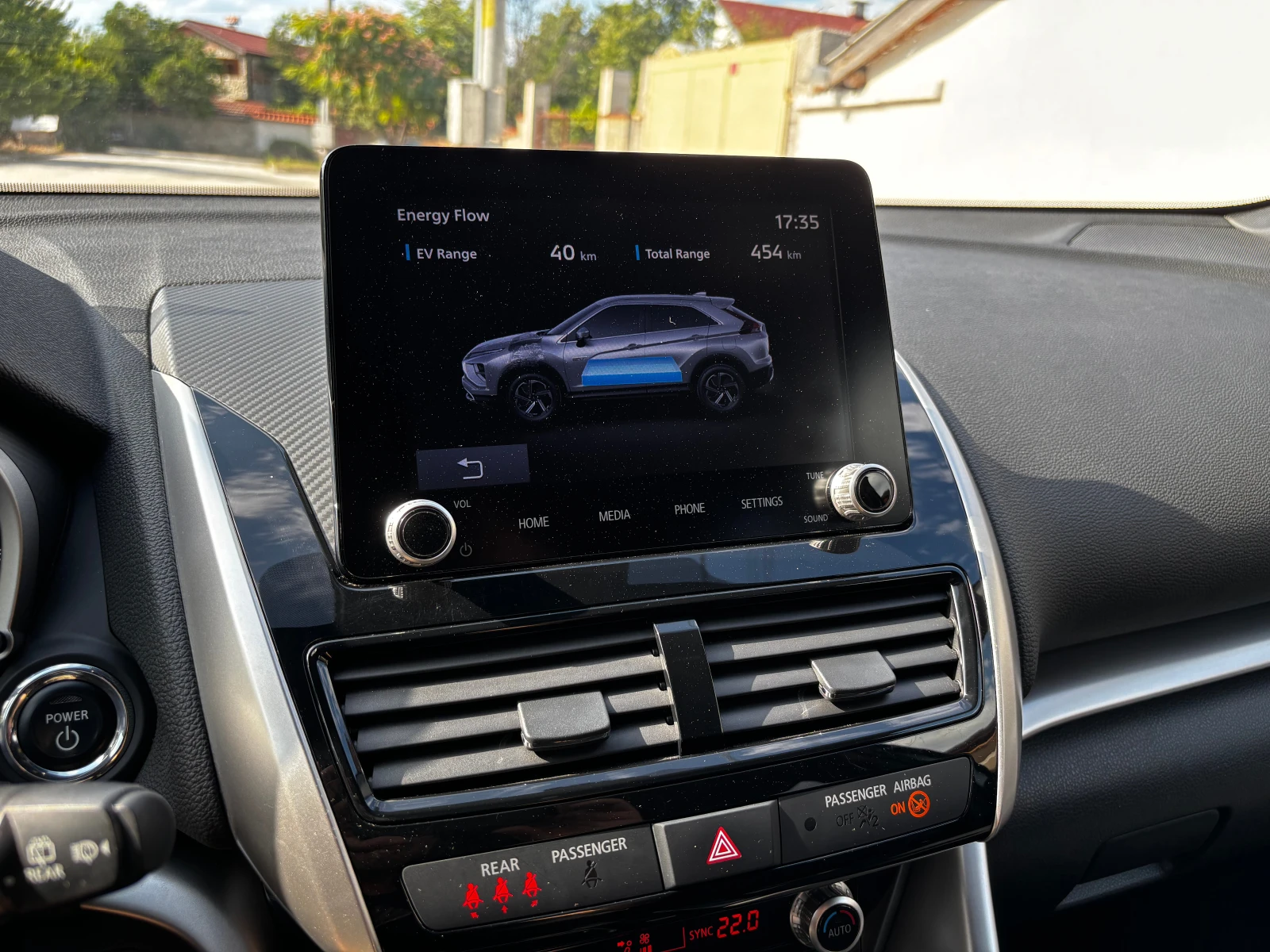 Mitsubishi Eclipse Cross PHEV Instyle (4x4), снимка 17 - Автомобили и джипове - 55409636