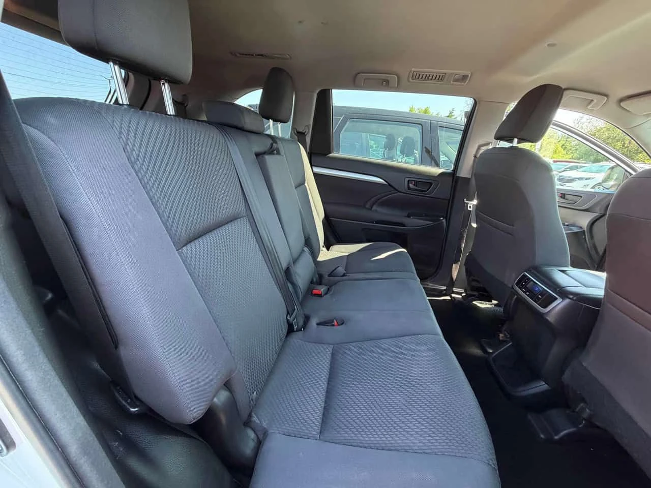 Toyota Highlander * LE * АВТОКРЕДИТ БЕЗ ПЪРВОНАЧАЛНА ВНОСКА* , снимка 11 - Автомобили и джипове - 55588667