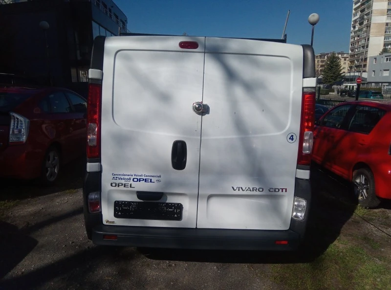 Opel Vivaro 2.0 CDTi, снимка 6 - Бусове и автобуси - 47587228