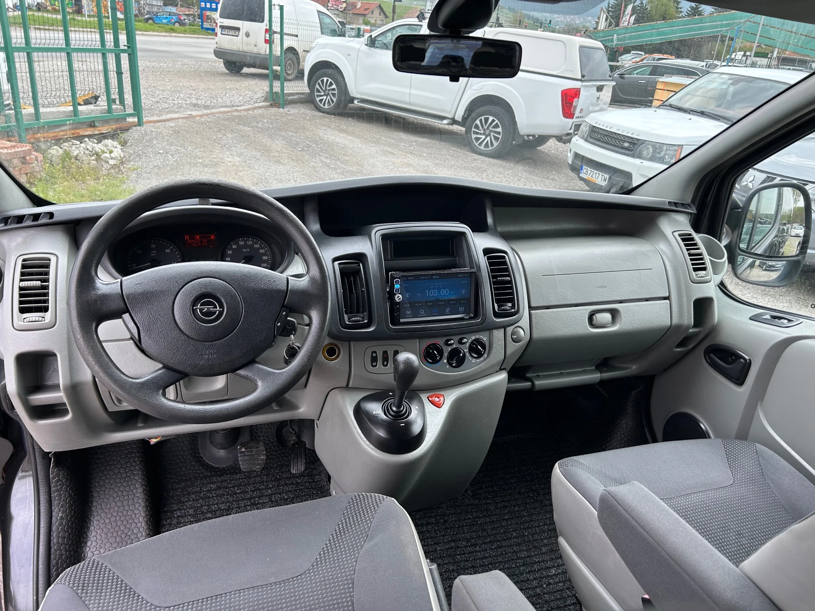 Opel Vivaro 2.0CDTI EURO5A 9M - изображение 9