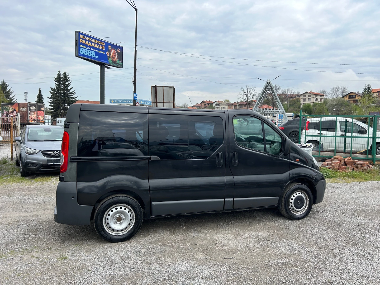 Opel Vivaro 2.0CDTI EURO5A 9M - изображение 10
