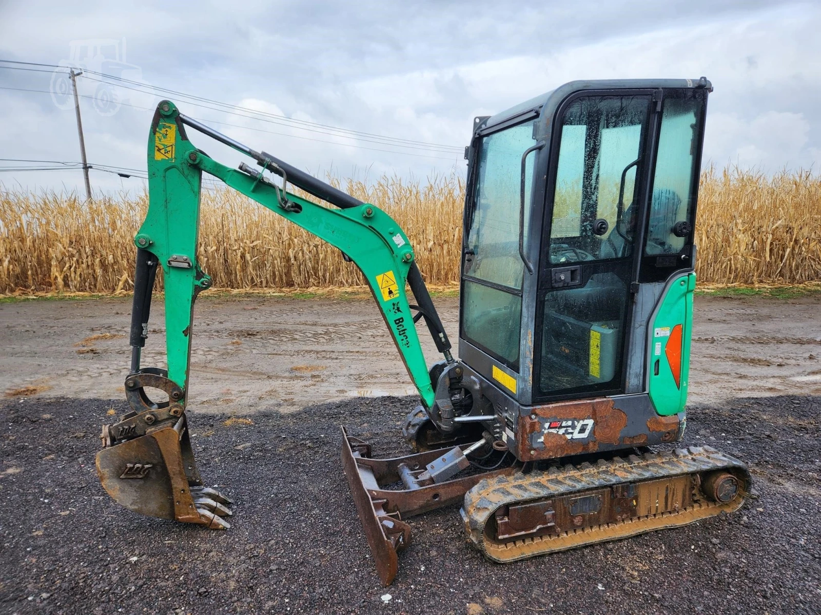 Багер Bobcat E20, снимка 1