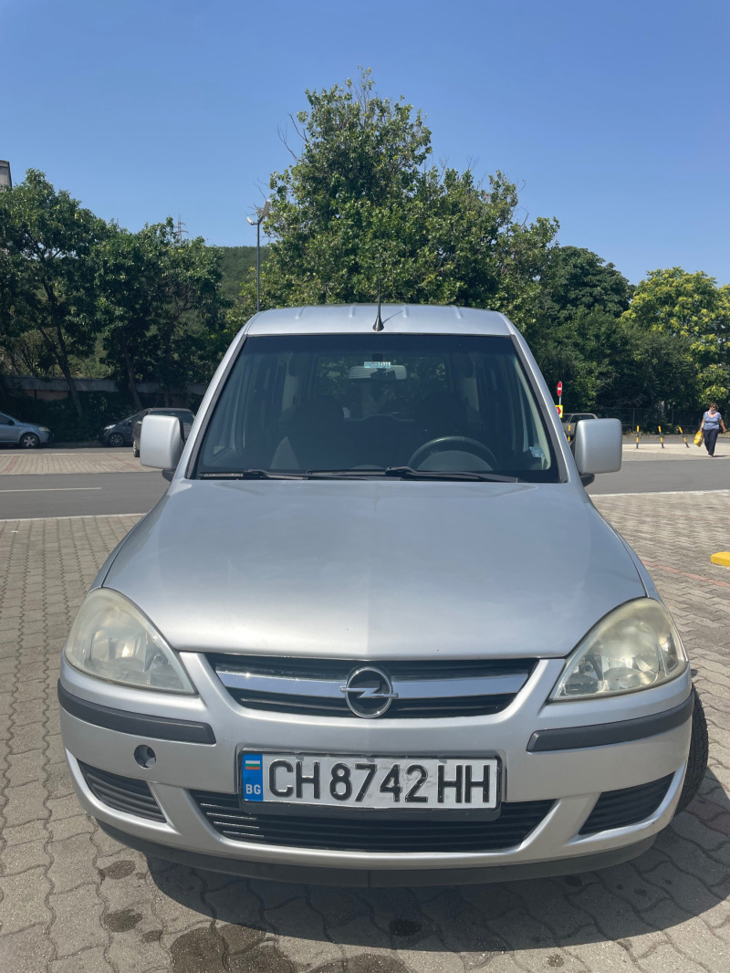 Opel Combo 1.7 CDTI, снимка 4 - Автомобили и джипове - 46637100