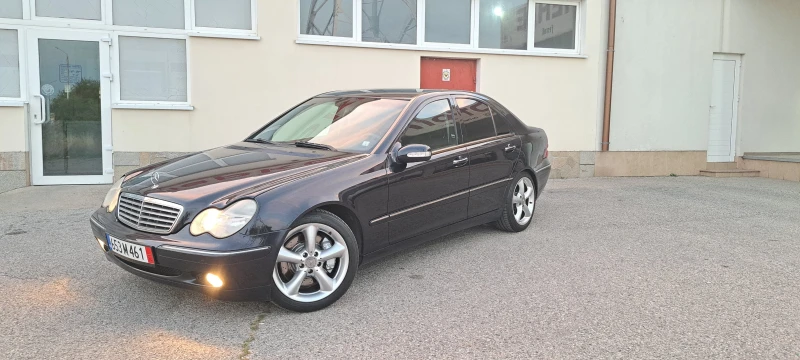 Mercedes-Benz C 220 2.2cdi* Нави* Кожа* 6ск.* Седан, снимка 13 - Автомобили и джипове - 47454103