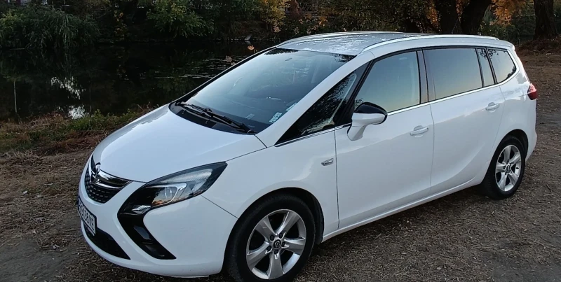 Opel Zafira Ван, снимка 2 - Автомобили и джипове - 47729141