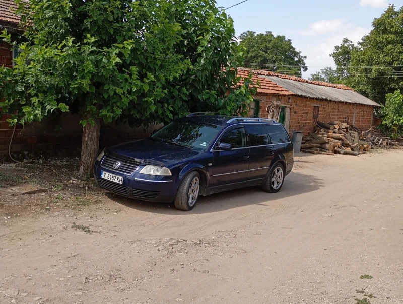 VW Passat, снимка 1 - Автомобили и джипове - 48868487