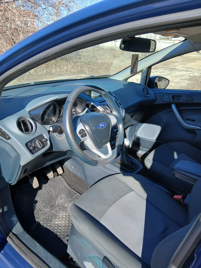 Ford Fiesta 1.25, снимка 11 - Автомобили и джипове - 49091274