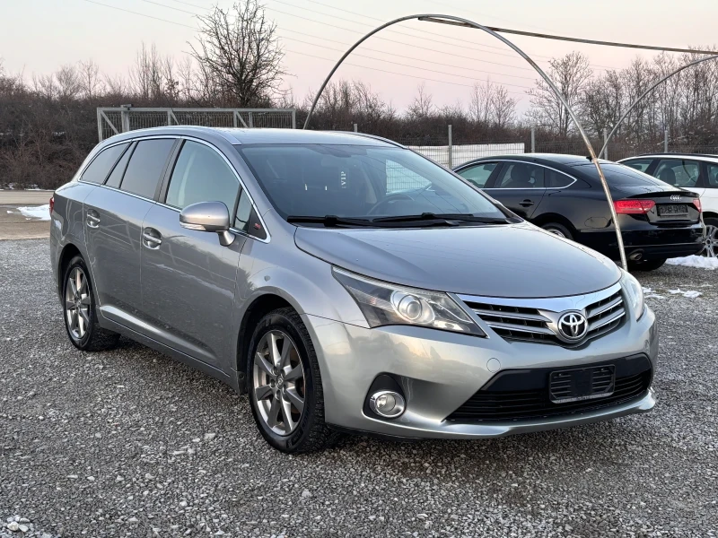 Toyota Avensis 2.0 Facelift/камера за задно, снимка 7 - Автомобили и джипове - 49219251