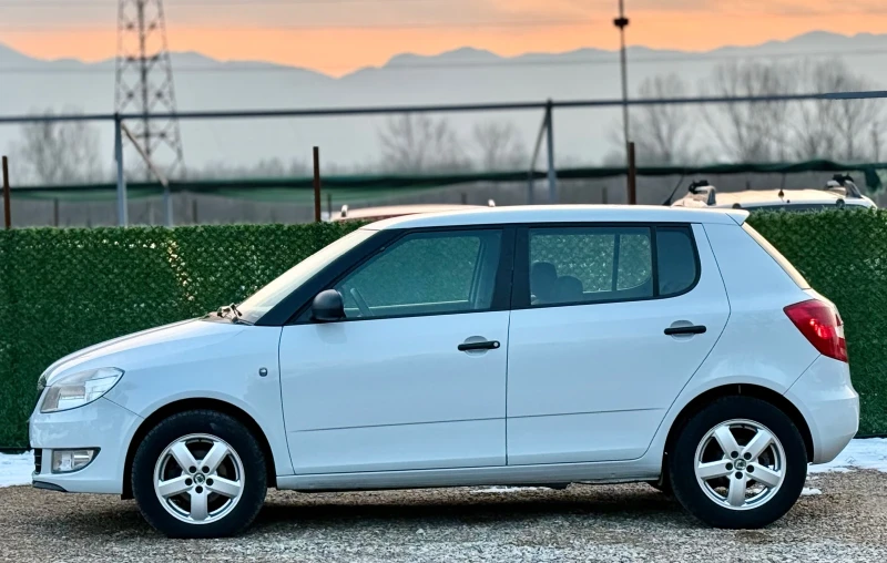 Skoda Fabia 1.6TDi EURO 5, снимка 4 - Автомобили и джипове - 49263423