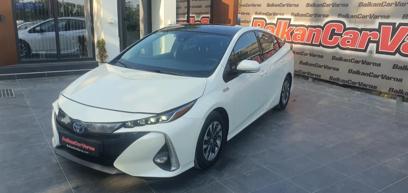 Toyota Prius PLUG IN HYBRID, снимка 2 - Автомобили и джипове - 51045617