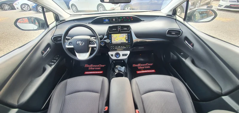 Toyota Prius PLUG IN HYBRID, снимка 10 - Автомобили и джипове - 51045617