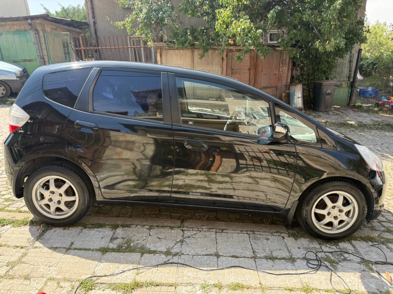 Honda Jazz 1.4 бензин/автомат, снимка 6 - Автомобили и джипове - 52426773