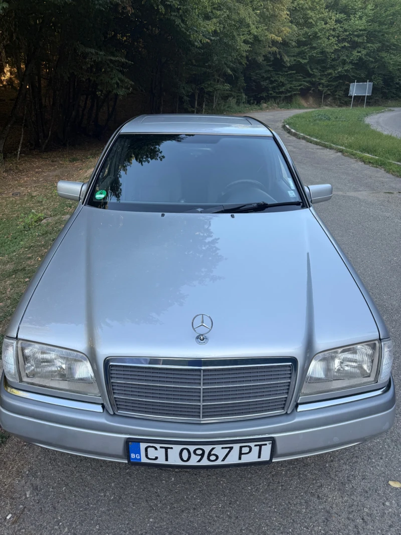 Mercedes-Benz C 180, снимка 11 - Автомобили и джипове - 52474016