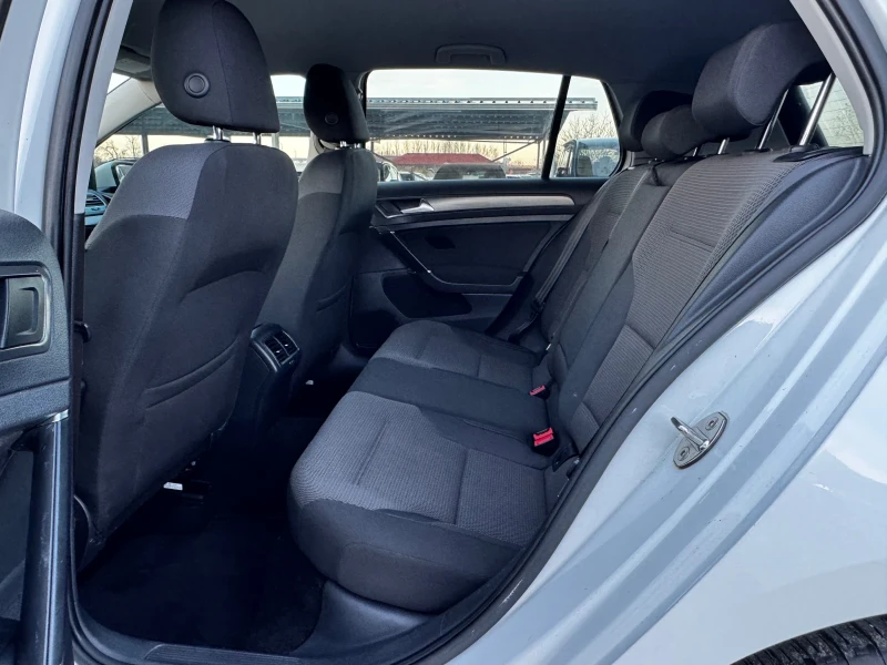 VW Golf 1.6TDI ИТАЛИЯ, снимка 9 - Автомобили и джипове - 52529455