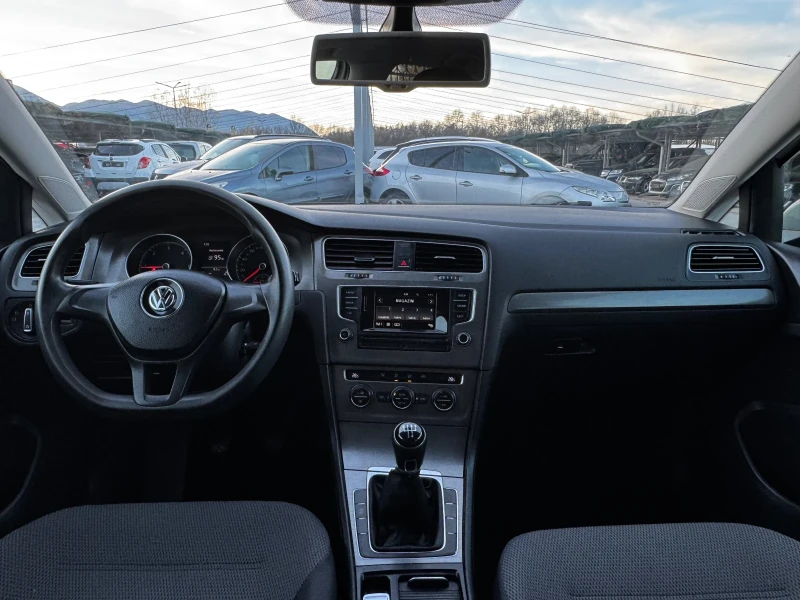 VW Golf 1.6TDI ИТАЛИЯ, снимка 13 - Автомобили и джипове - 52529455