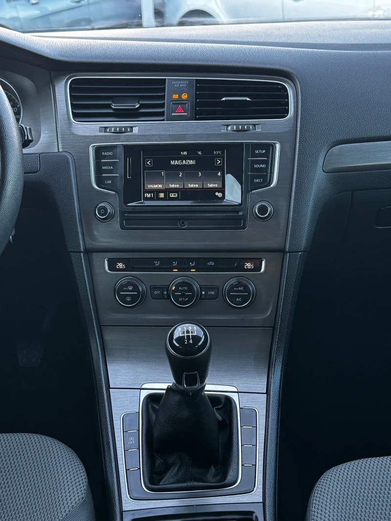 VW Golf 1.6TDI ИТАЛИЯ, снимка 12 - Автомобили и джипове - 52529455