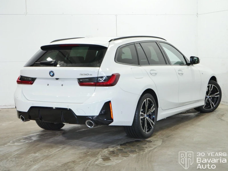BMW 330 e Touring M Sport Paket Sportautomatic, снимка 3 - Автомобили и джипове - 52669221
