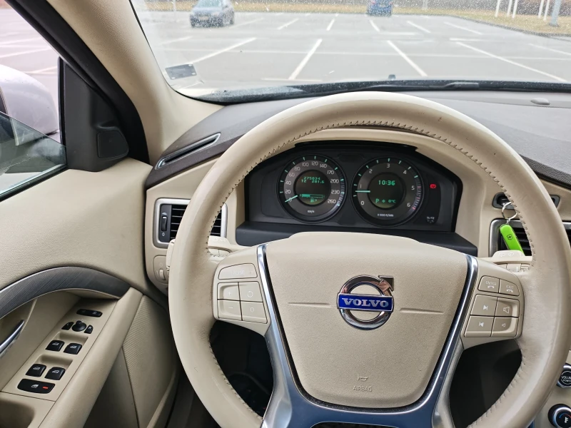 Volvo Xc70, снимка 9 - Автомобили и джипове - 53224641