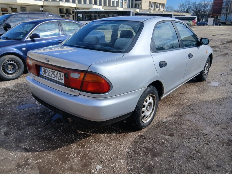 Mazda 323 1.5, снимка 3 - Автомобили и джипове - 53495962